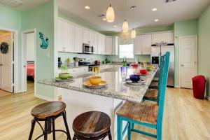 Gulf Access! Group-Friendly Gilchrist Beach House