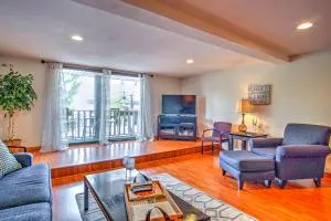 Cute Grand Haven Apartment Walk Downtown Streets! - Spring Lake