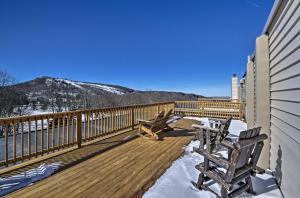 Beech Mountain Resort Condo - 2 Mi to Ski Slopes