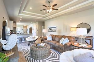 Port St Joe Beach House with Pool Access!