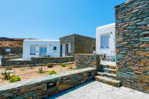 Alitanes Folegandros Greece