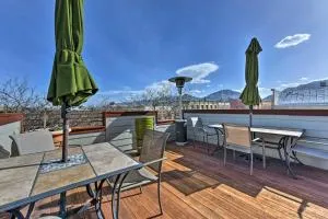 Walkable Downtown Logan Apartment with Rooftop Deck - Preston