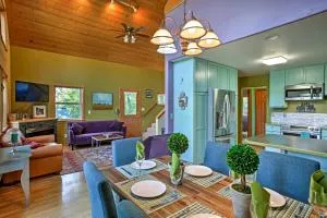 Tamarack Haus Hot Tub and EV Charging Walk Dtwn! - Peshastin