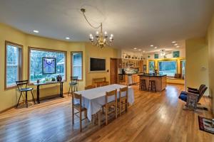 Home on Skykomish River with Fire Pit and Hot Tub