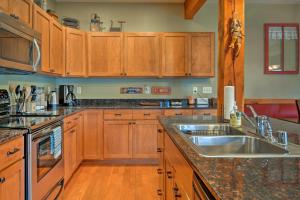 Bozeman Getaway with Mountain Views, Near Downtown