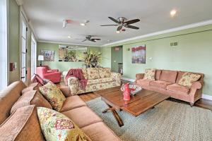 Walk to Branson Landing! Dtwn Home with Pool Access