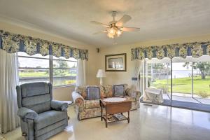 Waterfront Port Charlotte Cottage with Dock, Bch 2 Mi - image 2