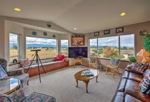 Charming Sequim House with Olympic Peninsula Views! - Sequim
