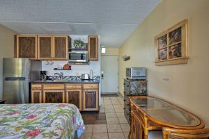 Ocean-View St Augustine Studio with Pool Access!