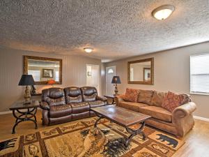 Holiday Home room in Country Charm Luxury Sevierville Home with Hot Tub