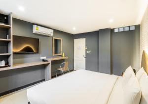 Phòng Cao Cấp Cho Hai Người (Superior Double Room)