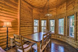 Hot Tub, Indoor Pool! Home 8 Mi to Heavenly Skiing