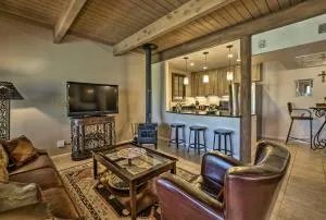 Walkable Adobe-Style Abode with Community Amenities! - Rancho Encantado