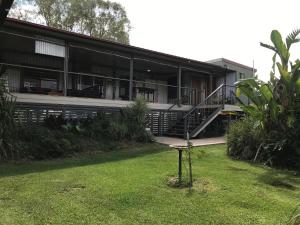 Riverside Farm Retreat