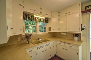 Family-Friendly Fish Creek Cape House with Deck!