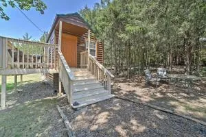 Branson Cabin with Deck Near Table Rock Lake! - تابليه