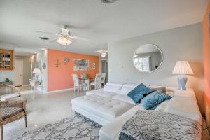 Pet-Friendly Beach House with Deck Walk to Beach!