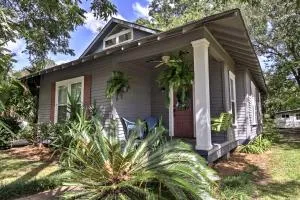 Historic Moss Point House with Loft - 6 Mi to Beach! - Паскагула