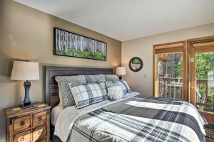 Spacious Breckenridge Condo Walk to Ski Lifts!