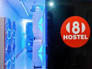 8Hostel