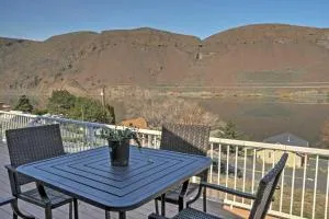 Coulee City Home with Mtn Views - Steps to Blue Lake - Osborne Corner