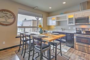 Manson Condo with Pool Access - Near Marina and Town