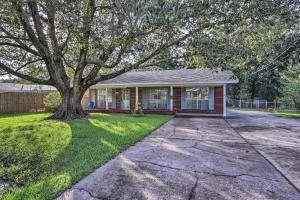 Long Beach Hideaway Walk to Beach, Shops and Bars! - 长滩