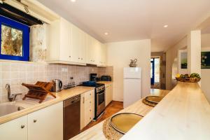 Aghios Sostis Villa Sleeps 6 with Pool Air Con and WiFi Zakynthos Greece