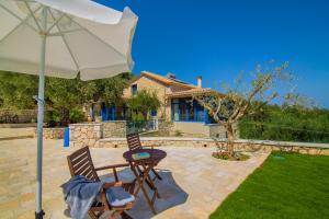 Aghios Sostis Villa Sleeps 6 with Pool Air Con and WiFi Zakynthos Greece
