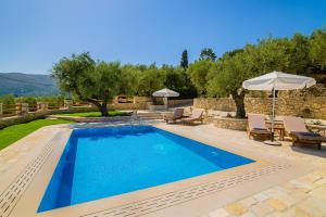 Aghios Sostis Villa Sleeps 6 with Pool Air Con and WiFi Zakynthos Greece