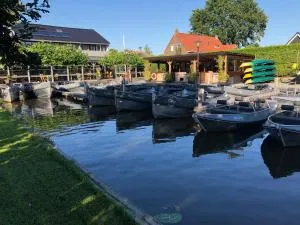 海特里特舒以斯酒店 - Wetering