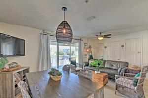 Emerald Hideaway Renovated Condo in Navarre Beach
