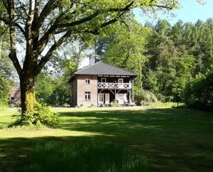 Riverside house - 希尼