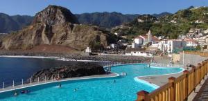 Souza Beach Apartment - Porto da Cruz - Studio & Suite