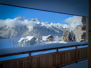 Appartements RESIDENCE L'OREE DES PISTES - Oz station - Domaine Alpes Huez - ski au pieds : photos des chambres