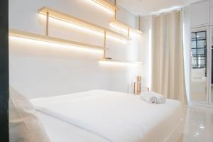 Spacious and Modern Studio Apartment at Atlanta Residences By Travelio