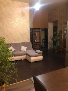 Apartment on Arnautskaya 32