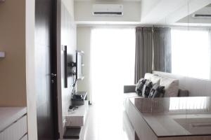 Brand New 2BR @ Tamansari La Grande Apartment Bandung By Travelio