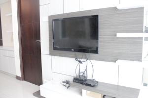 Brand New 2BR @ Tamansari La Grande Apartment Bandung By Travelio