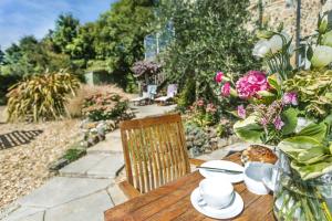 Pear Tree Barn - Amazing Country views - Pet friendly - Balcony