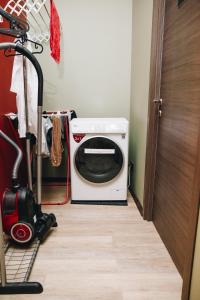 Double Room with external bathroom room in 4U Capsule Hotel