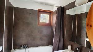 Appartements APPARTEMENT AVEC ACCES PISCINE ET WIFI - SAINT JEAN D'AULPS STATION - 4 PERSONNES -COFI S37 : photos des chambres