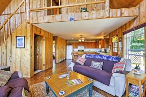 Hot Tub and Mtn Views Gore Pass Kremmling Cabin