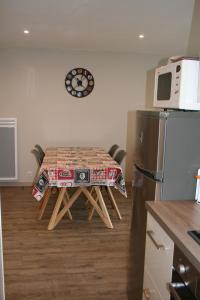 Appartements Aux quatre saisons du Cabaliros : photos des chambres