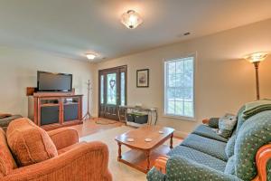 JuJus Place Warsaw House with Deck and Tree Swings!