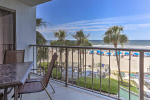 Chic Myrtle Beach Seaside Escape with Pool Access!