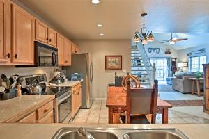 Steamboat Springs Condo with Hot Tub and Ski Bus!