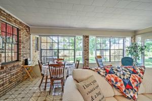 Rural Baton Rouge Area Home with Patio!