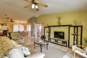 Port Charlotte House with Screened-in Lanai and Pool! - image 2