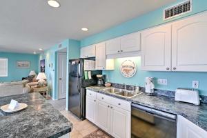 Beachfront Cedar Key Condo with Pool, Spa and Views!